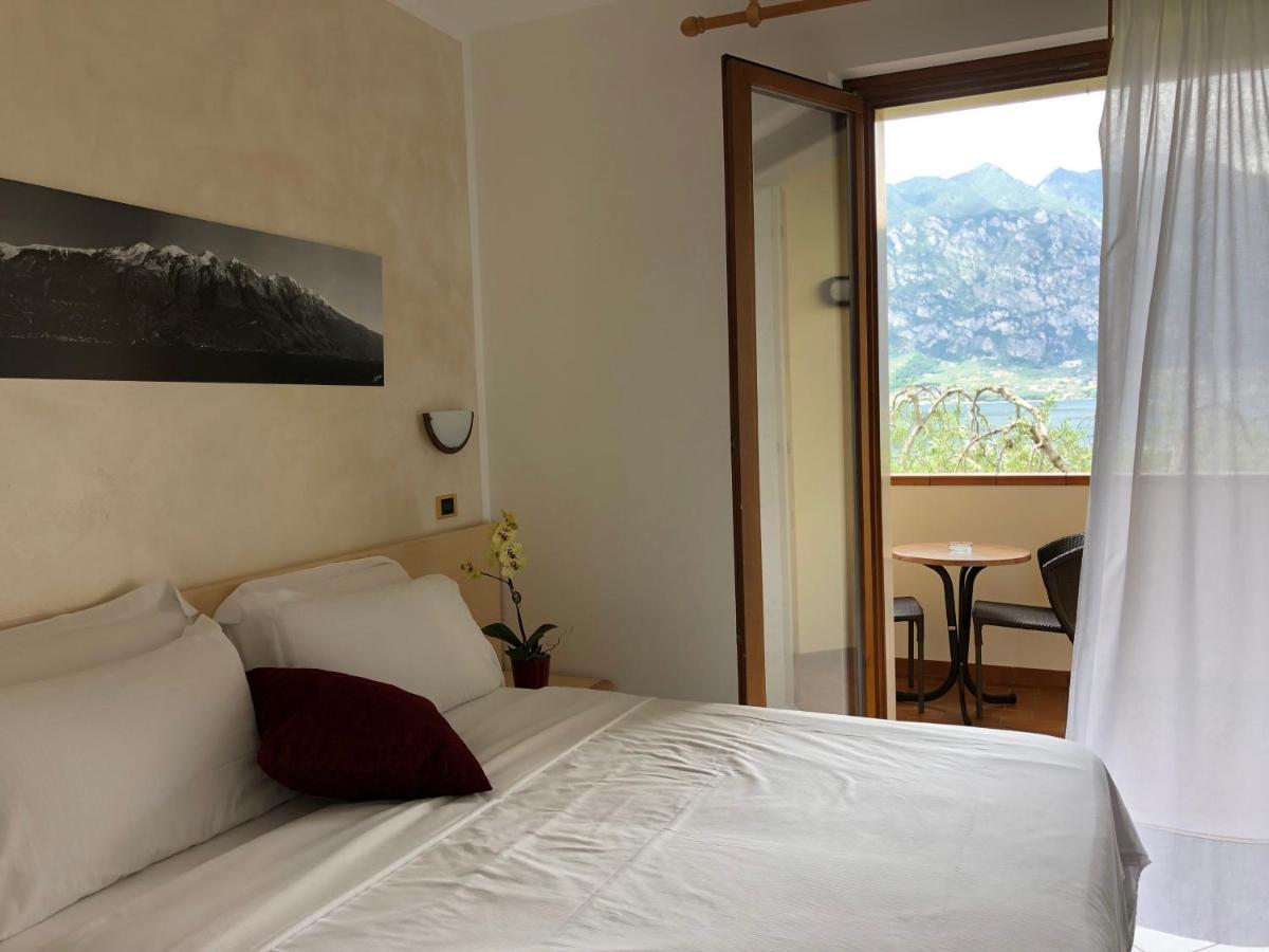 B&B Casa Benamati By Kelly Malcesine Luaran gambar