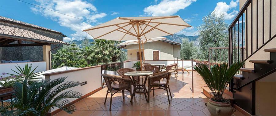 B&B Casa Benamati By Kelly Malcesine Luaran gambar