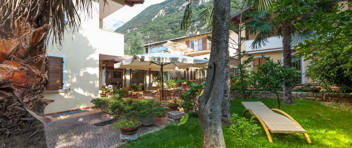 B&B Casa Benamati By Kelly Malcesine Luaran gambar